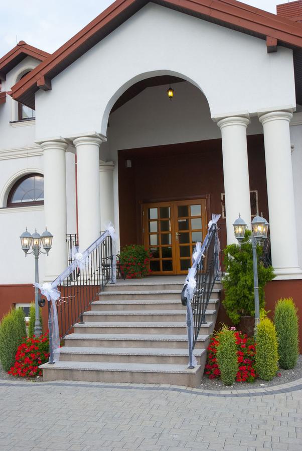 Hotel Dwor Galicja Stalowa Wola Exterior photo